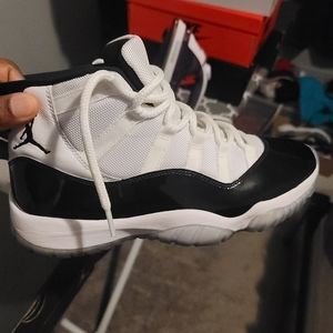 Jordan 11 Concords ( many other shoes forsale )